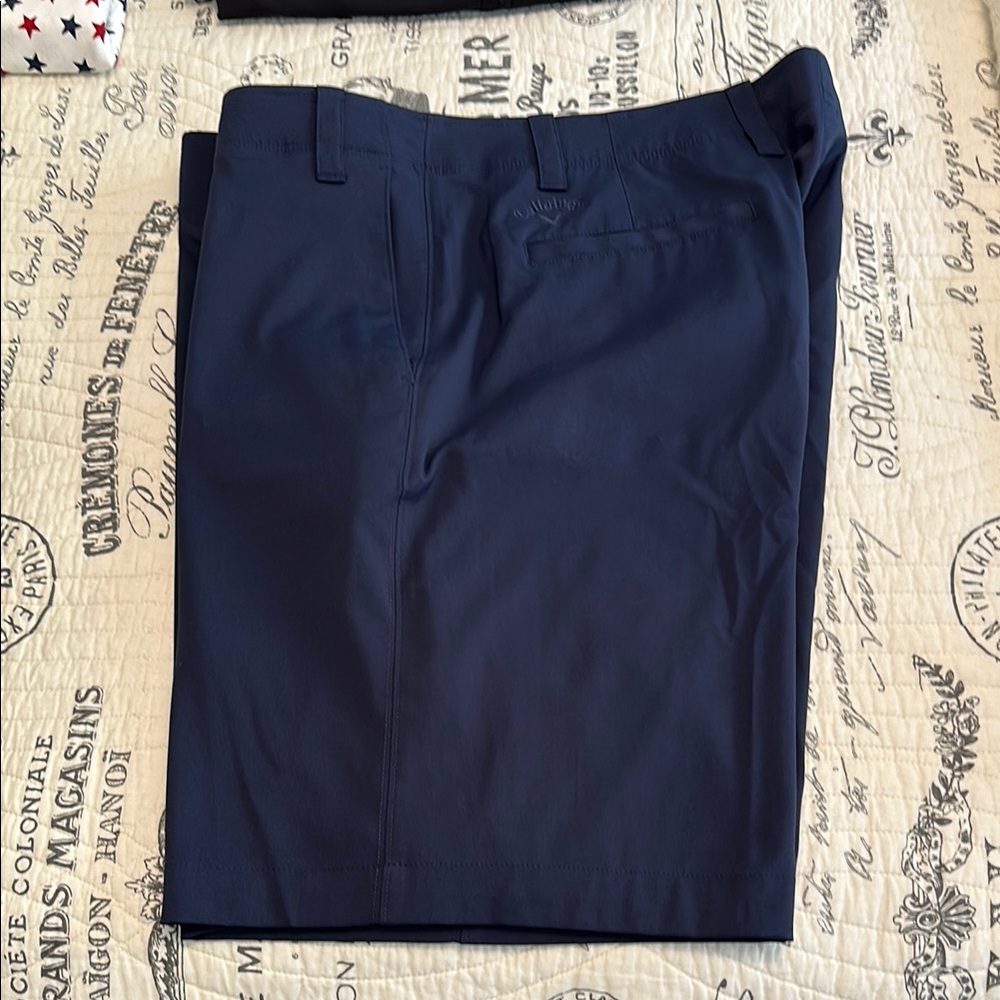 Callaway men’s golf shorts. Size 40.